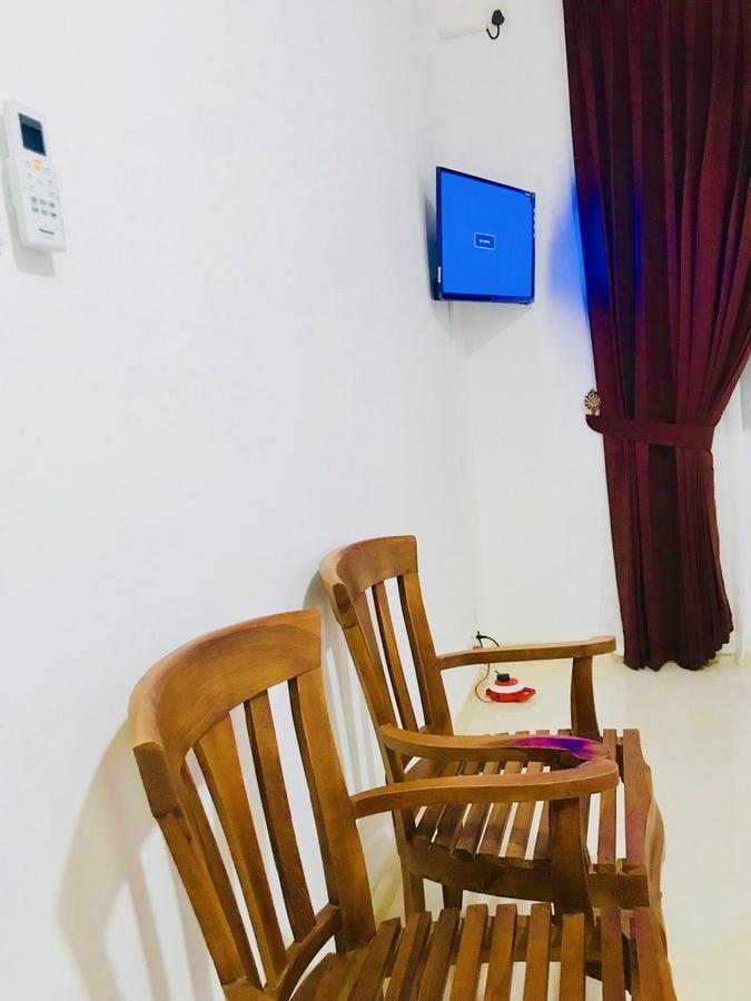 Ceylon Pearlwing Resort Negombo Buitenkant foto