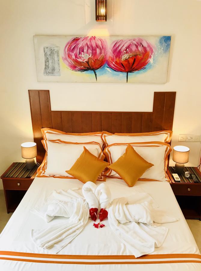 Ceylon Pearlwing Resort Negombo Buitenkant foto